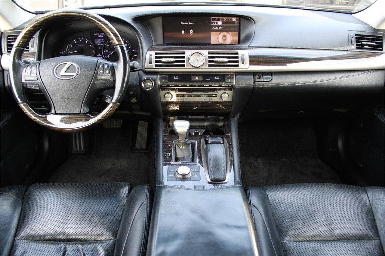 2015 Lexus LS 460 4dr Sdn RWD